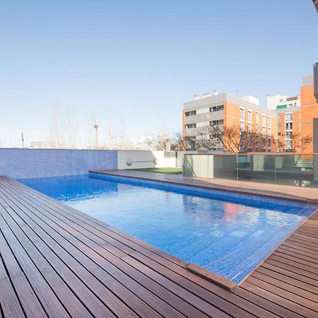 Large Terrace Luxury Apartment Сан-Адріа-де-Бесос Екстер'єр фото