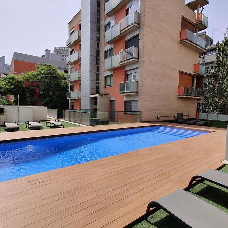 Large Terrace Luxury Apartment Сан-Адріа-де-Бесос Екстер'єр фото